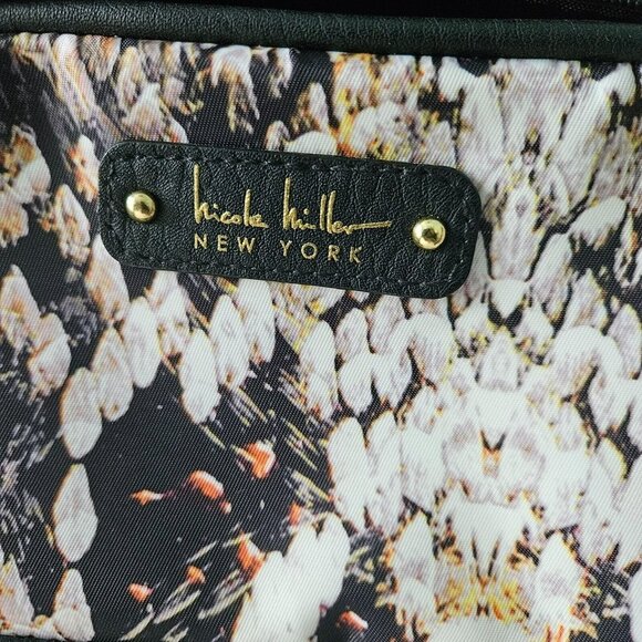 Nicole Miller 2 Bag Cosmetic Toiletry Set Black w Snake Skin NY8015 New W Tag - Picture 3 of 11